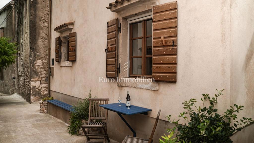 img-property