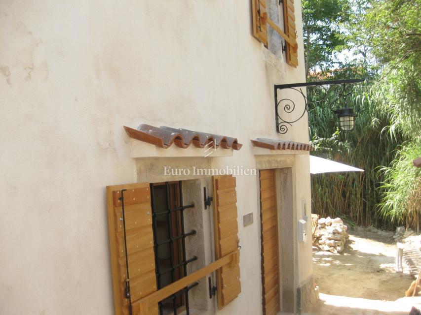 img-property